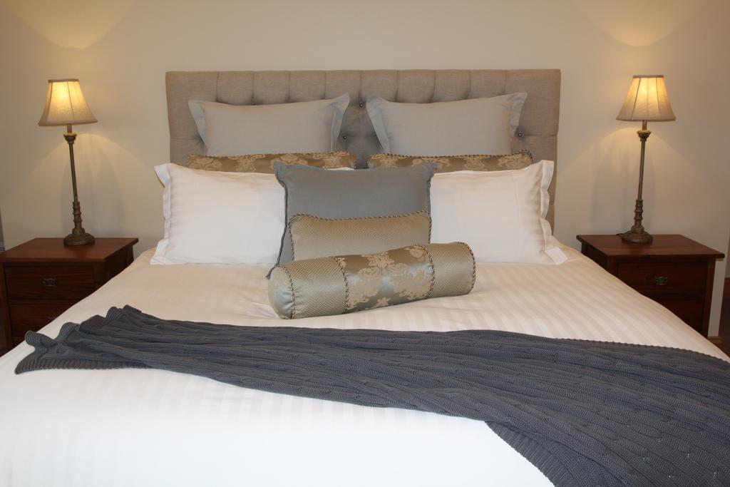Drom Aluinn B & B 애커론 외부 사진